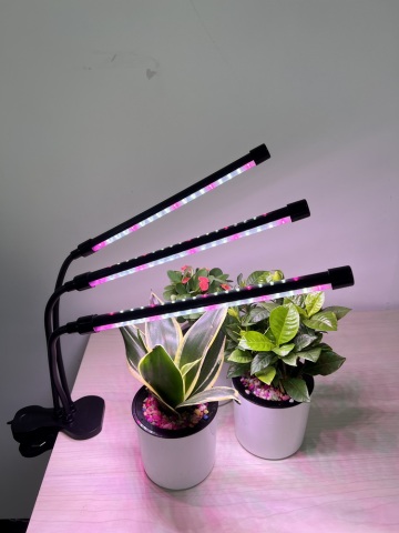 Clip Full Spectrum LED Grow Light