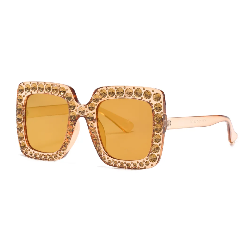 2020 Square Low MOQ Fashion Sunglasses with Diamond