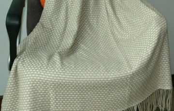 50% Cashmere 50% Wool Throw Blanket , White Knitted Luxury Blanket Throws For Sofas