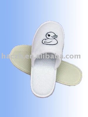 Disposable hotel slipper