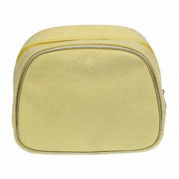 Cosmetic bag with glitters