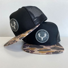 Wholesale Custom Logo Old Duck Camo Trucker Hats
