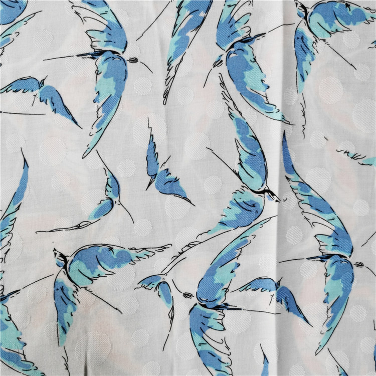 Letzte Stock Lot Soft Viskose gedrucktes Blumenrayon Jacquard gewebter Stoff