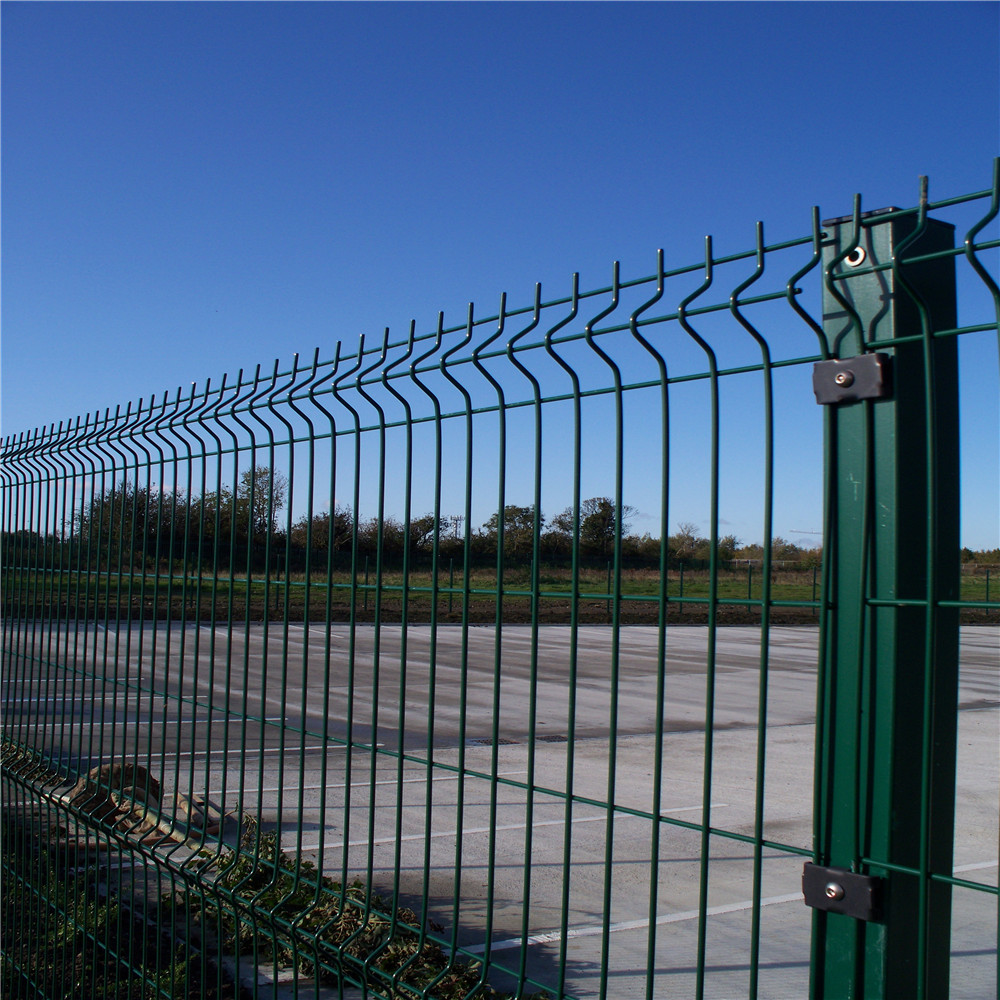 Triangle Bending Pvc Coated Welded Wire Mesh Fence