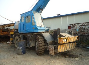 25T tadano use crane rough terrain crane