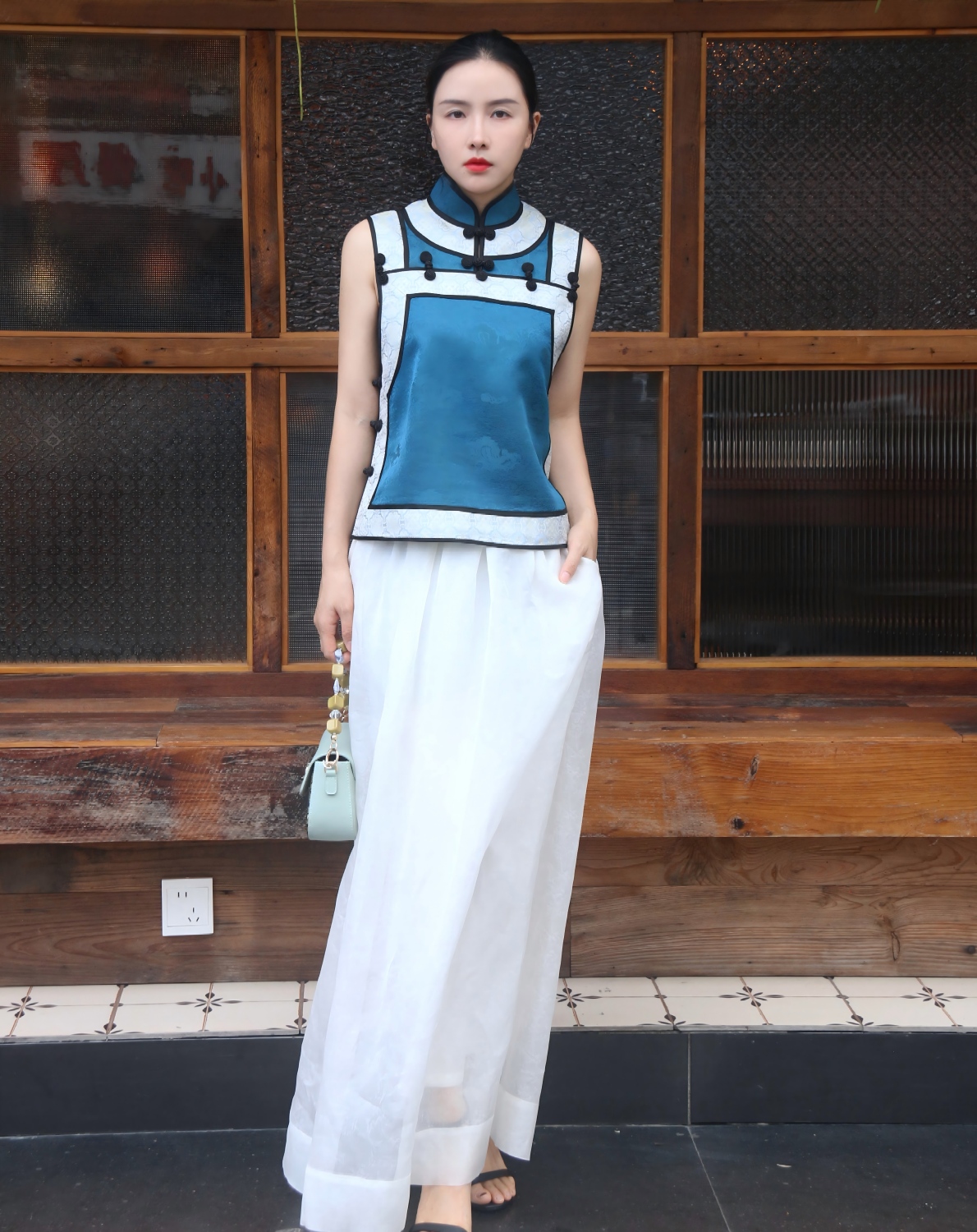 IMG_1058(1) IMG_1058(1)