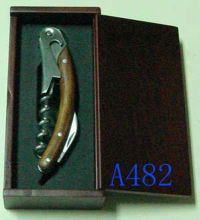 corkscrew wine opener