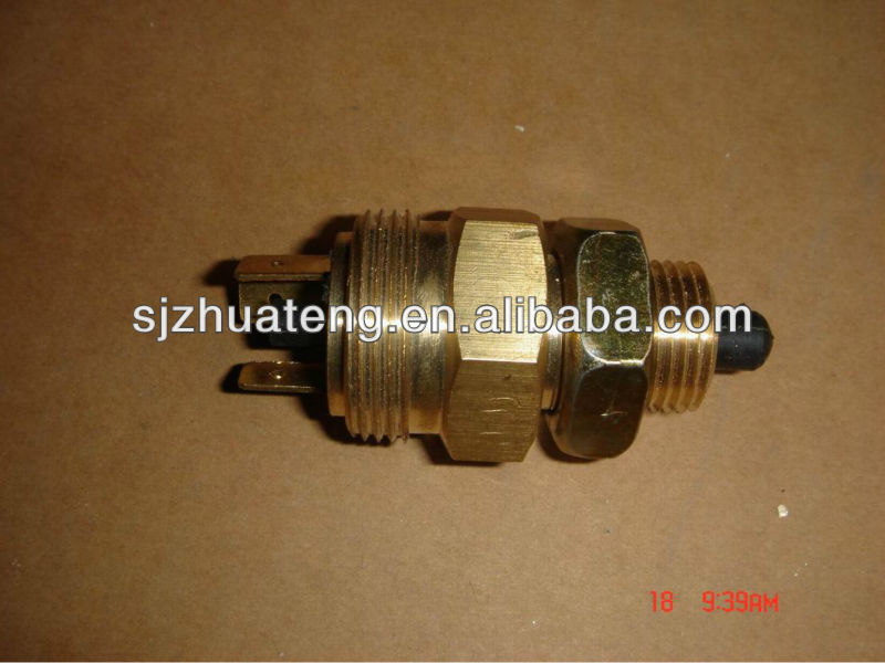 Low price and hight quality for Deutz FL912/913 Stop Switch OEM No.02164568