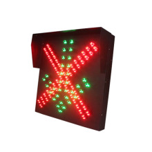 Toll station single side green arrow traffic lights
