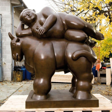 Outdoor Decor Bronze Fat Woman On Horse Statue Botero Bull Sculpture