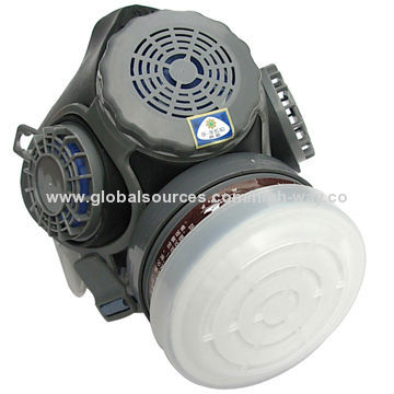 Chemical respirator with single cartridge