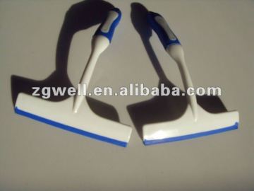 Plastic car window cleaning scraper