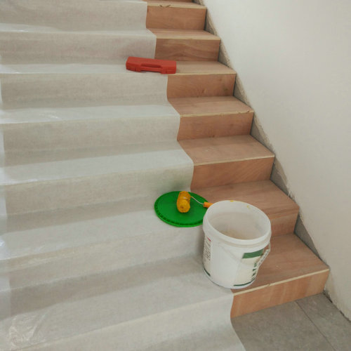 Protección y seguridad de la superficie del plano de piso