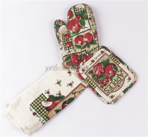 Kitchen Line Set 3pcs Top Quality Quilted Cotton Pot Holder and Oven Mitt With Kitchen Towel in 3 Piece Set