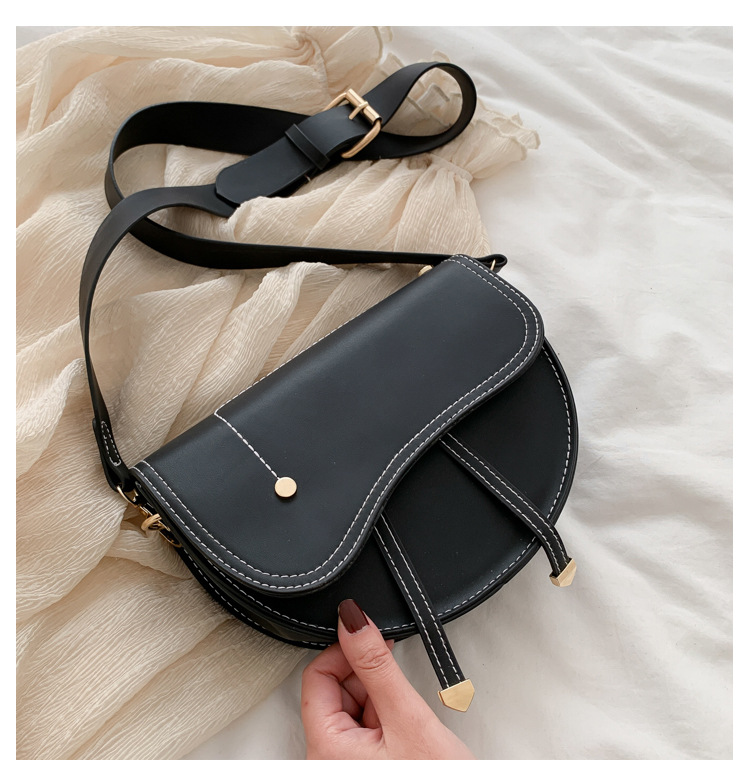 Hot Sale Retro Small Bag 2021 Trend Korean Female Bag All-match Messenger Bag Wholesale