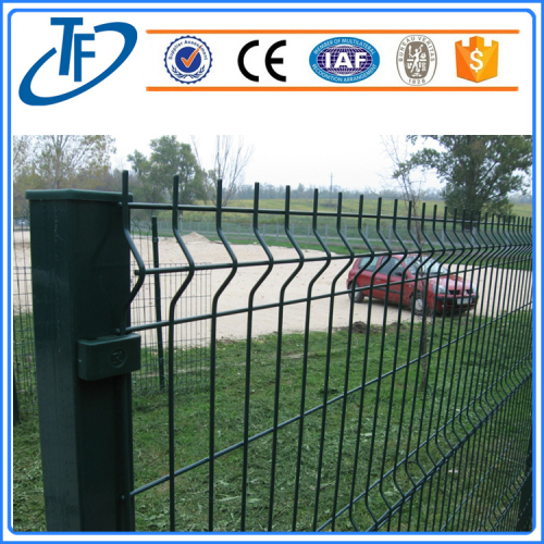 Square post galvanized welded wire mesh fence