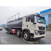 Sinotruk 25000Liters شاحنة ناقلة زيت الوقود