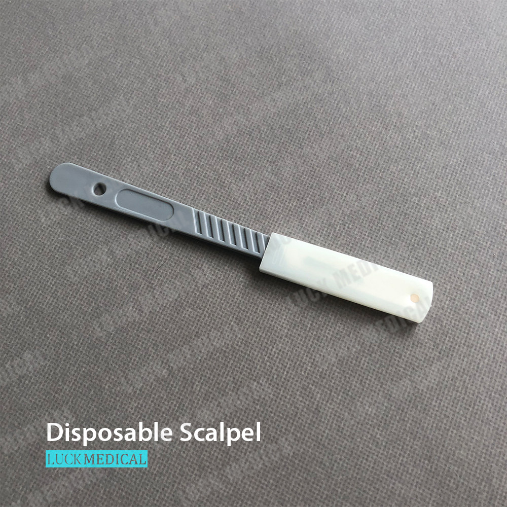 Blade chirurgical du scalpel médical n ° 3