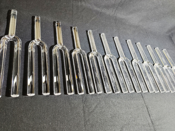 Q're crystal tuning fork set