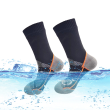 Unisex Anti-Odor Waterproof Three-Layer Hiking Crew Socks