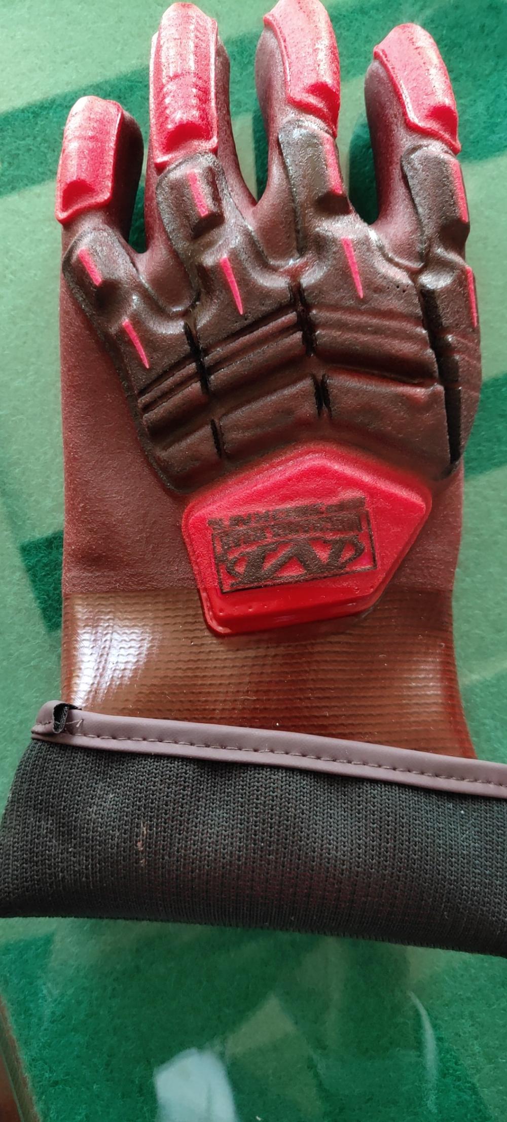 Roter PVC-beschichteter Handschuh TPR mit voller Rückseite des Handaufprallschutzes