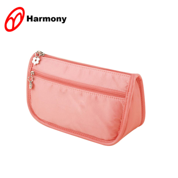 Girls beautiful pink polyester zipper bag for cosmetics