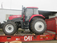 YTO LX2204  tractor 220HP 4WD
