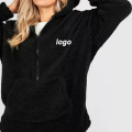 Женская черная пуловерная толстовка на заказ оптом с молнией