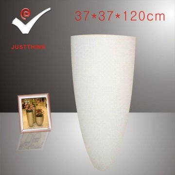 Occidental White Flower Vase