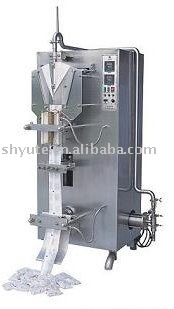 Automatic liquid packaging machine