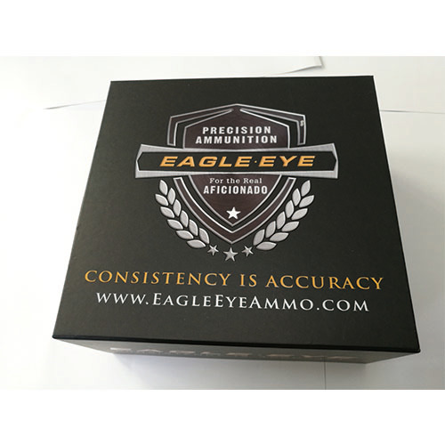 Gift packaging folding box type with magnetic closure