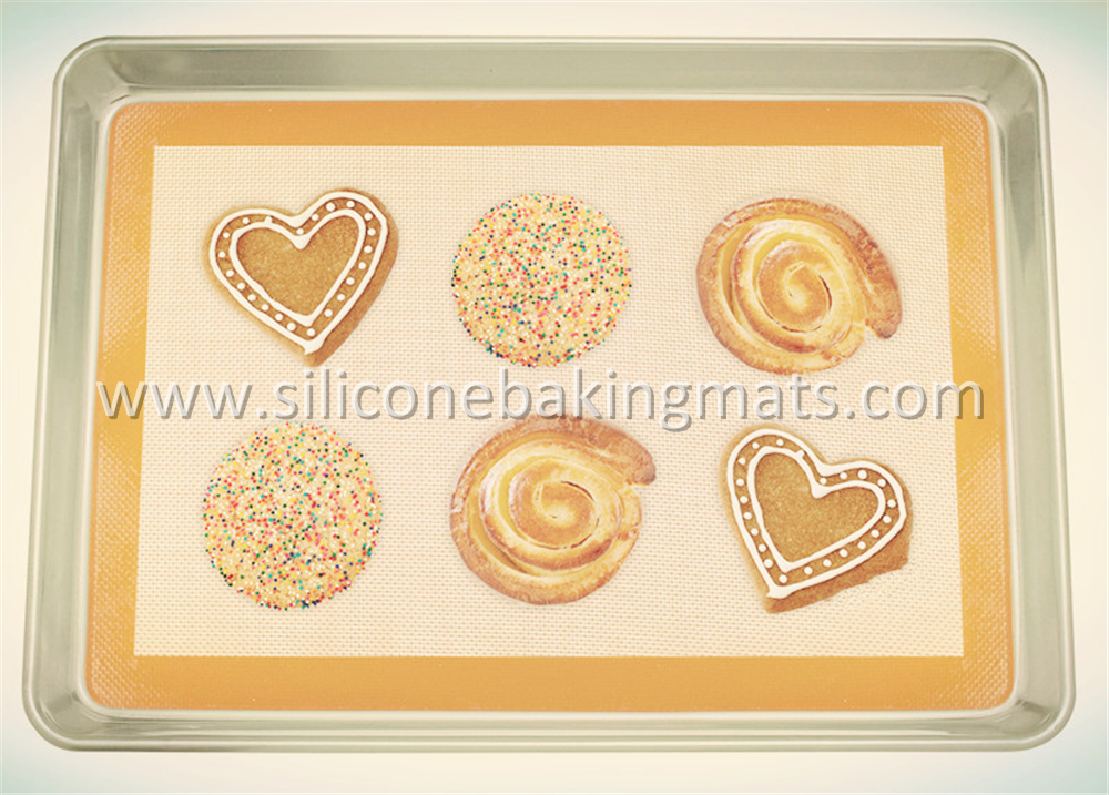 Half Sheet Baking Pan And Silicone Baking Mat