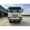 SINOTRUCK HOWO 4X4 CRANE DECMG MONTADO DO CAMINHO XCMG 12T