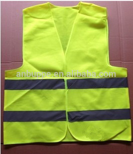 electrician yellow retroreflective vest for safety