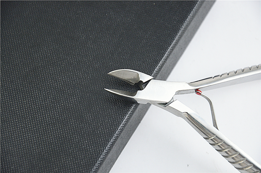 Herramienta para recortar cutículas Cuticle Trimmer Tool