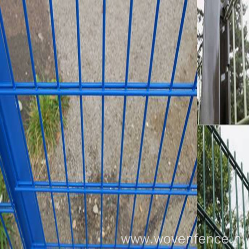 PVC Coated Prestige Double Horizontal Wire Fence