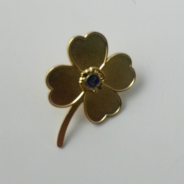 shamrock pins badge holder with butterfly clip