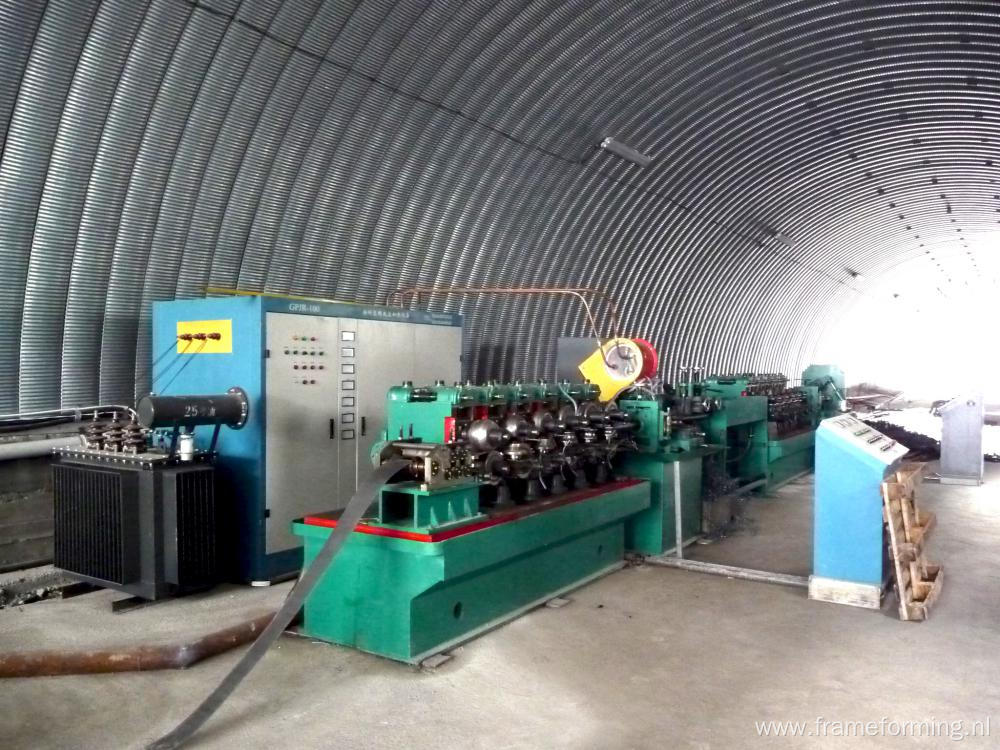 Cantilever style carbon steel pipe making machine