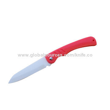 Folding ceramic knife