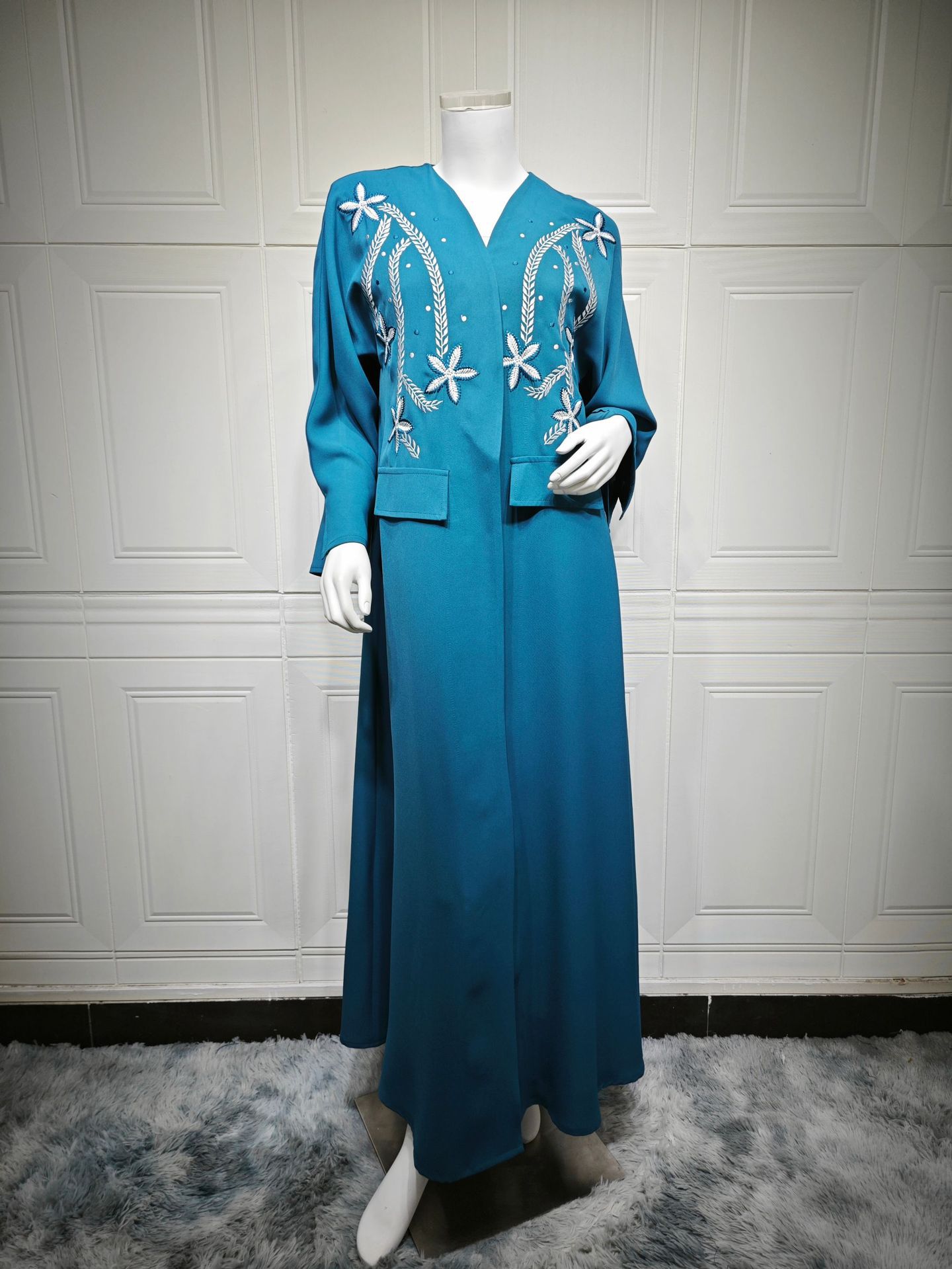 Qurxinta ubaxa qurxoon ee Furan Kimono Abaya Dubai Floral Embroidered Open Kimono Abaya