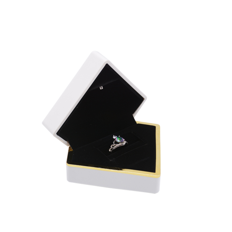 Diamond shape ring box red white black diamond jewelry box with LED light