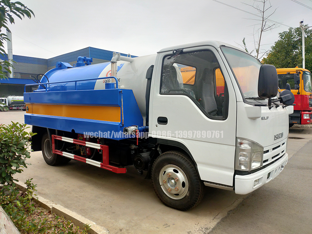 Sewage Suction Vehicle Jpg