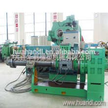 roller head extruder for rubber sheet