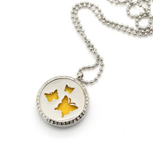 Aromatherapy diffusing locket