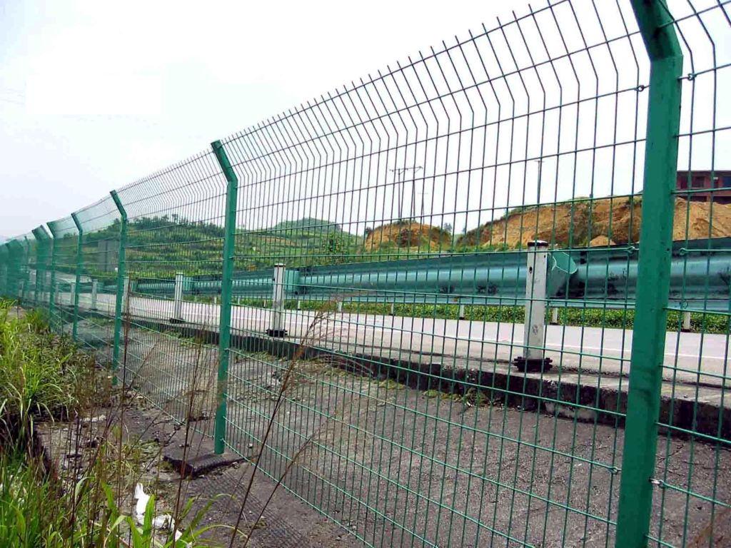 road fence 