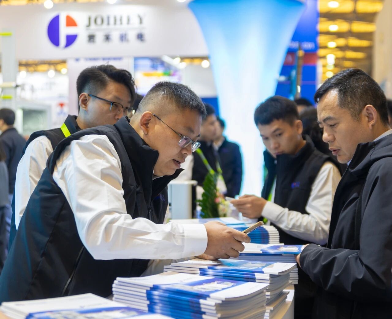 172bdcbb6c877fec803384116cb7afaf 172bdcbb6c877fec803384116cb7afaf