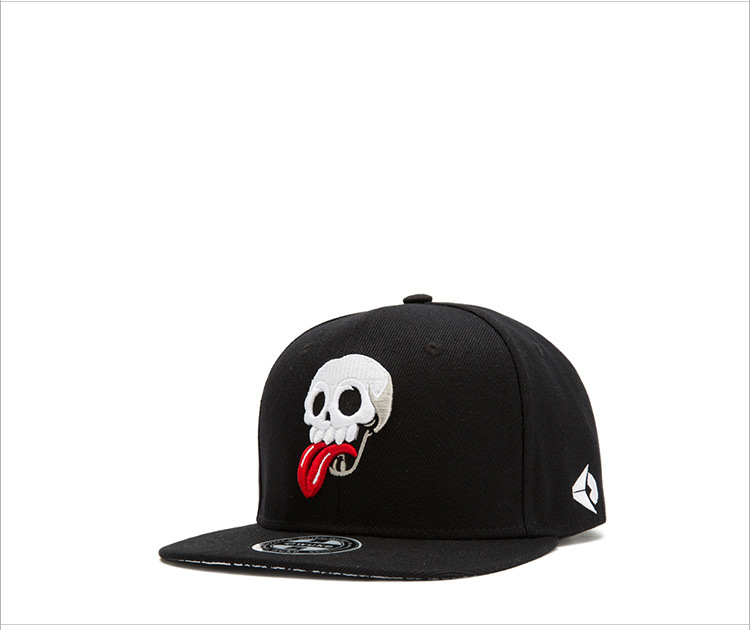 Hip hop embroidered baseball cap with skull