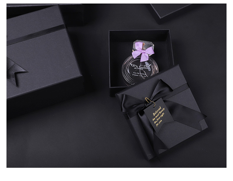 Boîte d'emballage de parfum cadeau noir