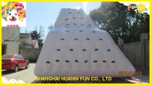 Inflatable iceberg for Water obstacles