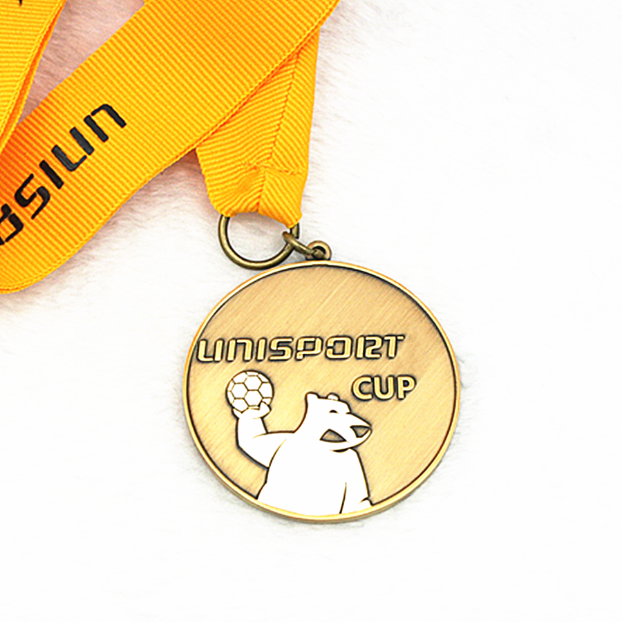 Custom copper white bear sport cup metal medal